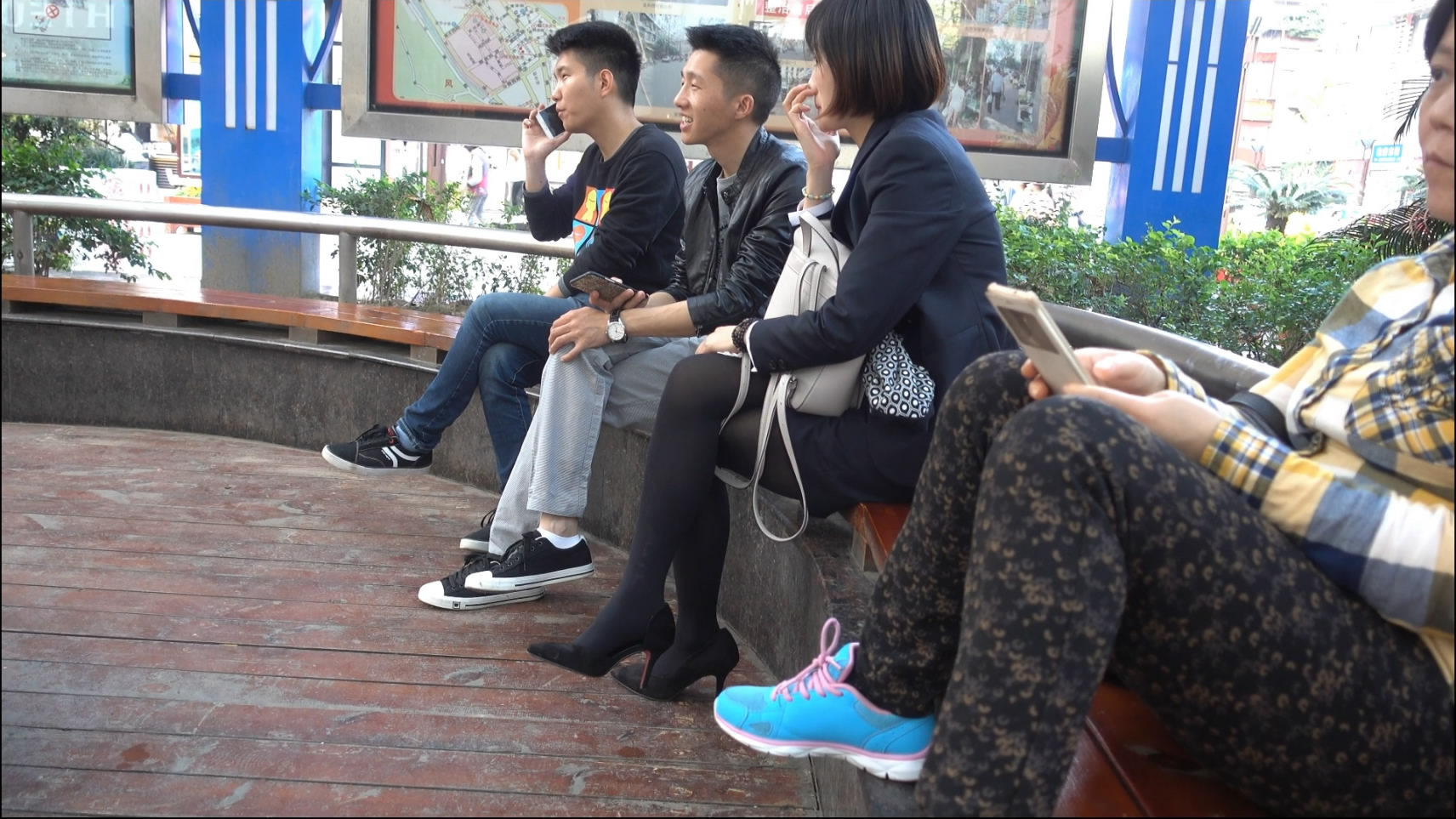 streetsnapdangl[00 03 17][20181130 001205 6]